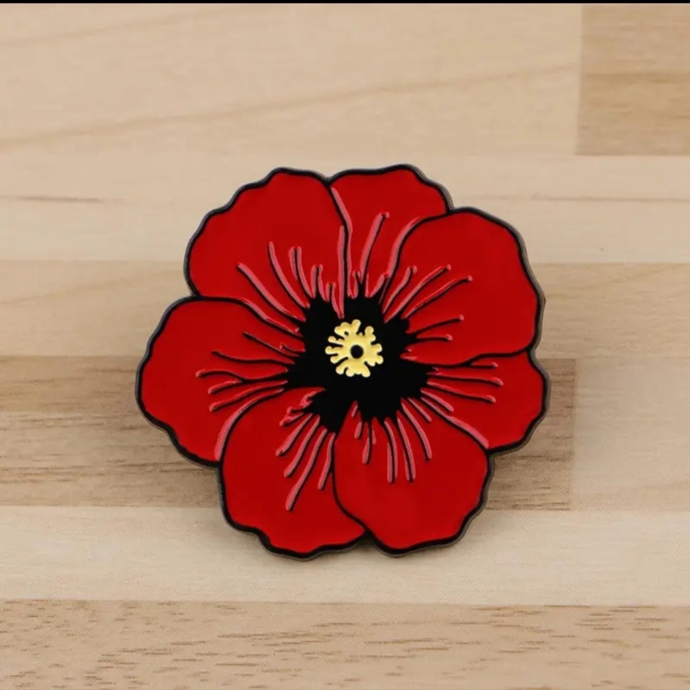 3/8⚡ Red & Black Poppy Lapel Pin